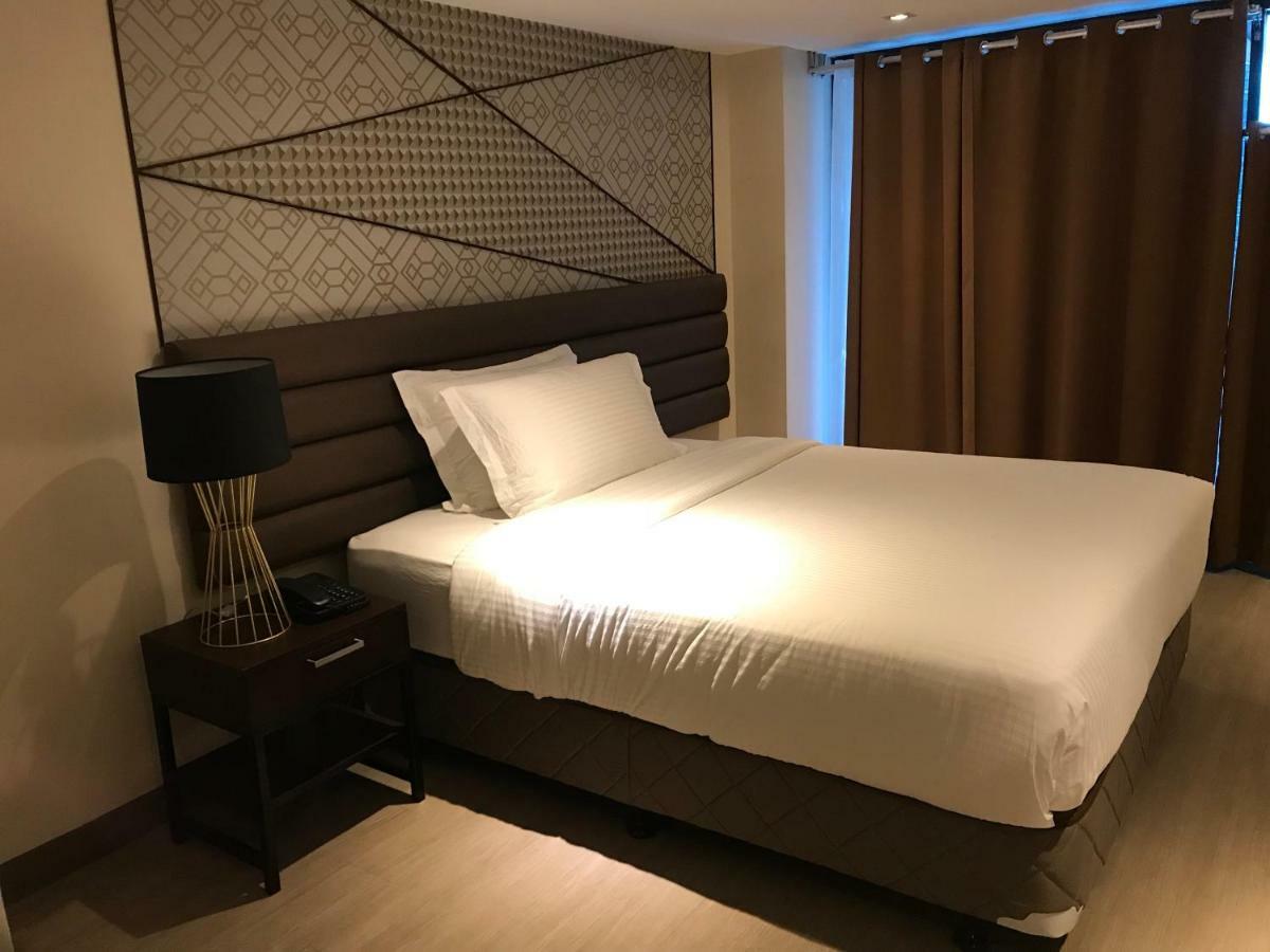Maxx Hotel Ortigas Pasig City Ngoại thất bức ảnh