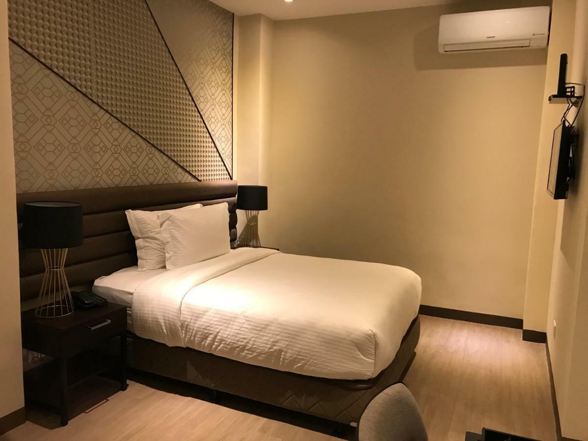 Maxx Hotel Ortigas Pasig City Ngoại thất bức ảnh